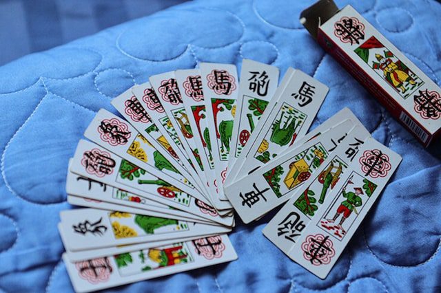 Cách chơi bài Tam Cúc