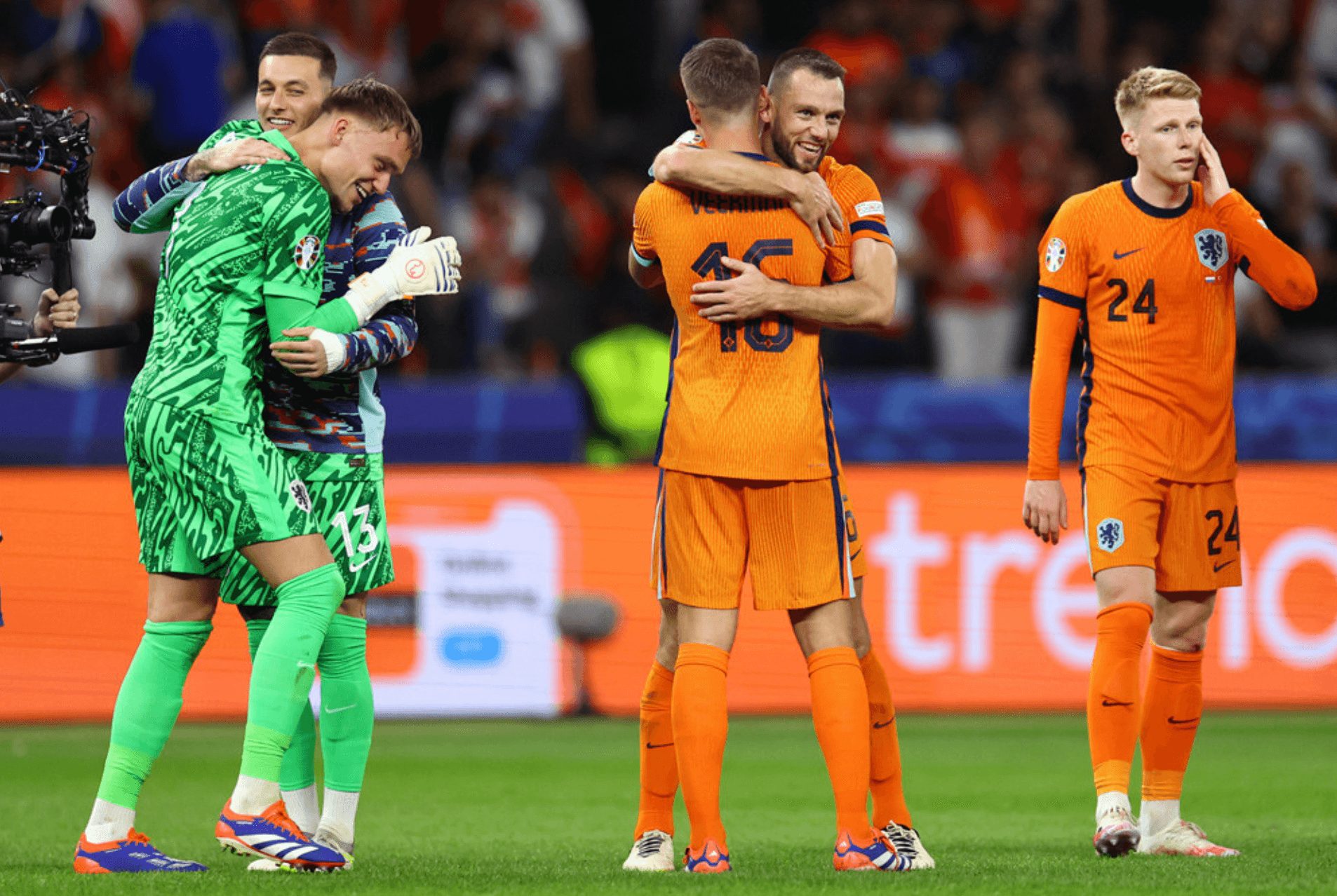 Điểm nhấn Hà Lan thắng Thổ Nhĩ Kỳ: Ấn tượng nhất là Depay