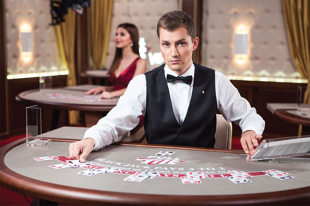 Hướng dẫn chơi Poker cho người mới bắt đầu 4 Hướng Dẫn Chơi Poker Cho Người Mới Bắt đầu