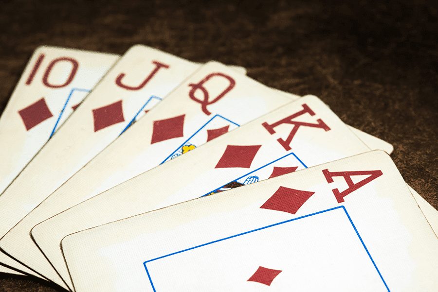 Hướng dẫn chơi Poker cho người mới bắt đầu 2 Hướng Dẫn Chơi Poker Cho Người Mới Bắt đầu